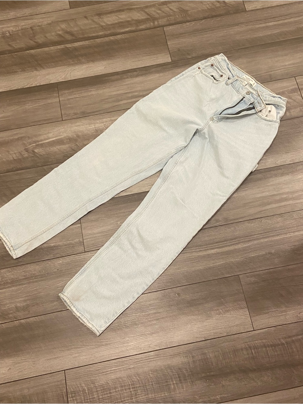 Abercrombie & Fitch Light Wash Straight Leg Jeans